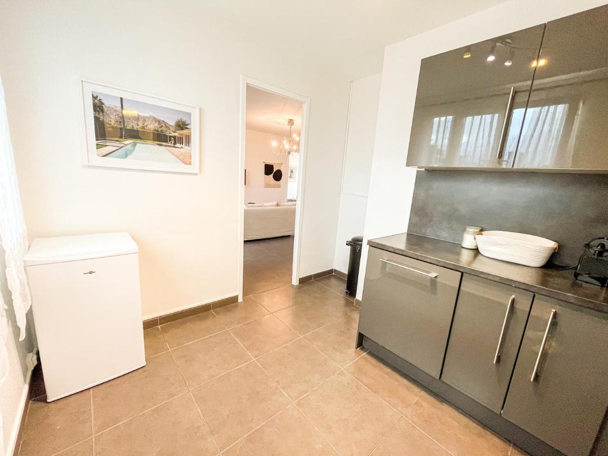 Suite Fanette Vénissieux Εξωτερικό φωτογραφία